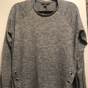 Gray long sleeve shirt
